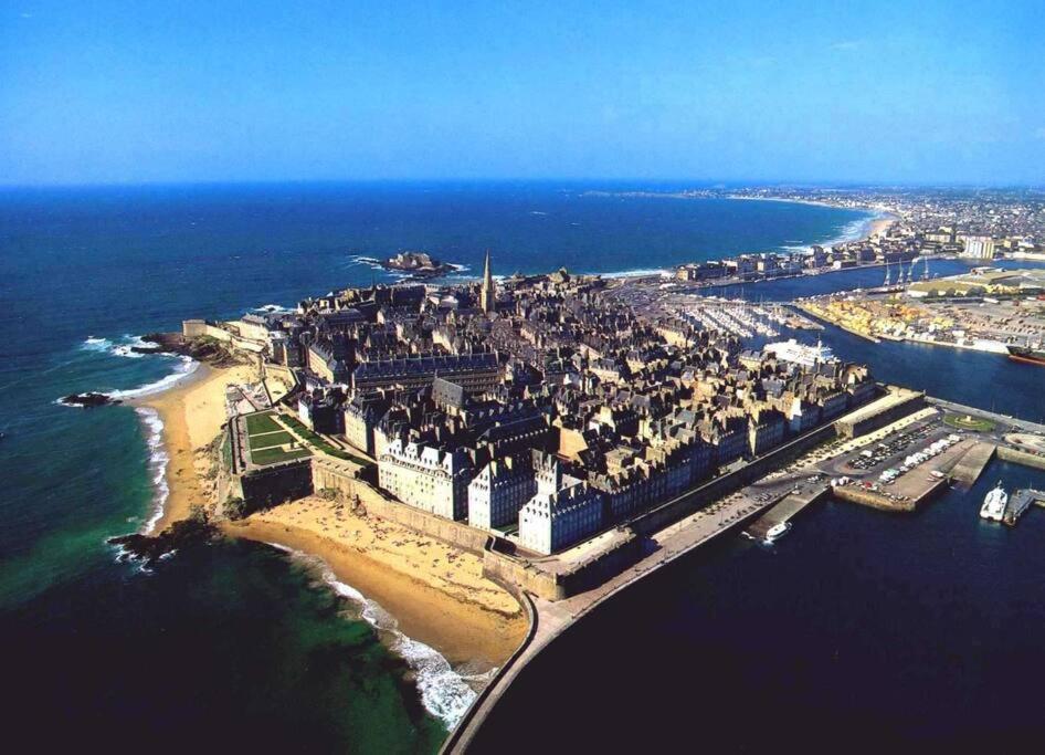 T4 Lumineux Et Spacieux Intra-muros Proche Plages Apartment Saint-Malo