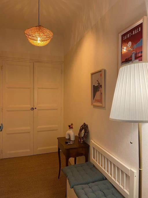 T4 Lumineux Et Spacieux Intra-muros Proche Plages Apartment
